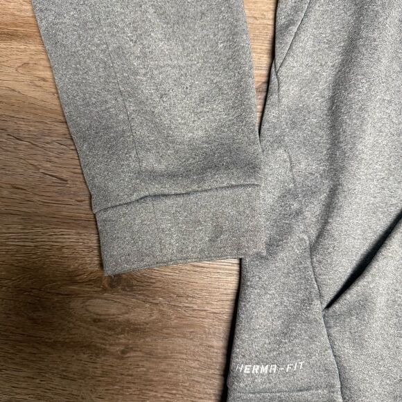 Nike Men's Light Gray Hoodie - Picture 5 of 11